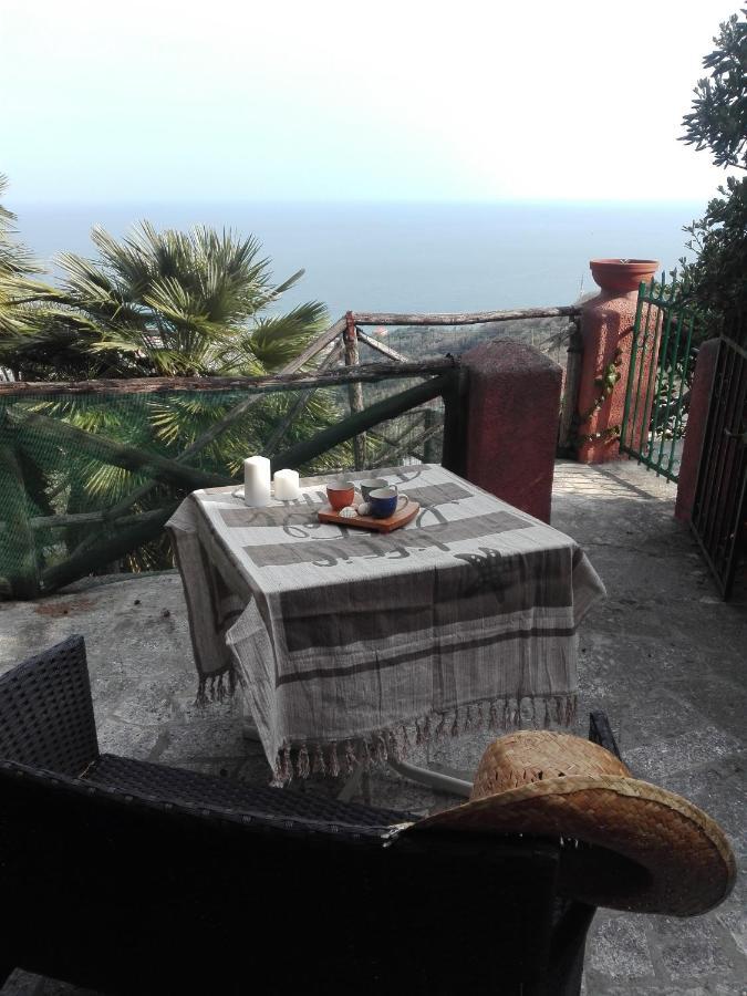 La Cita Ca - Vista Mare Lägenhet Finale Ligure Exteriör bild