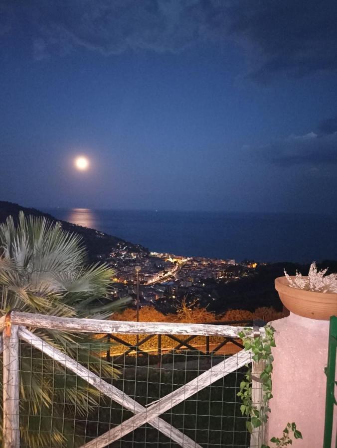 La Cita Ca - Vista Mare Lägenhet Finale Ligure Exteriör bild